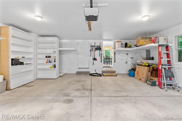 6500 N Seymour Road, Flushing, MI 48433
