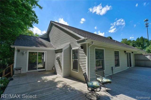 6500 N Seymour Road, Flushing, MI 48433
