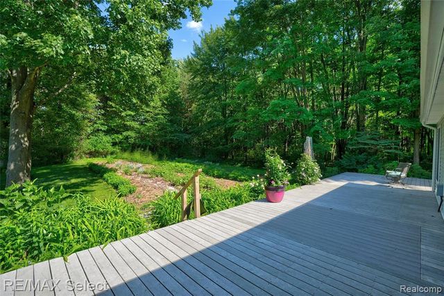 6500 N Seymour Road, Flushing, MI 48433