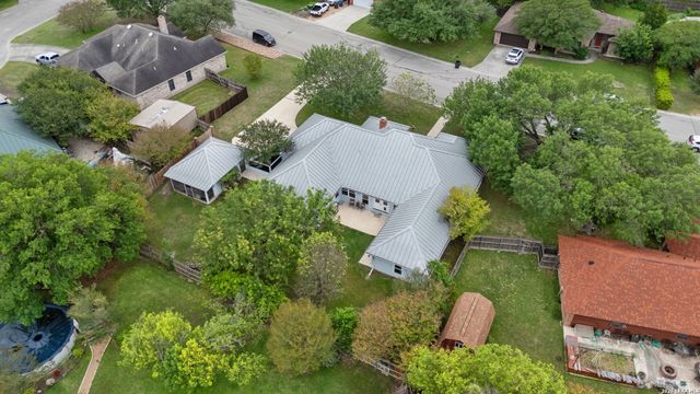 1827 PALACE DR, New Braunfels, TX 78130