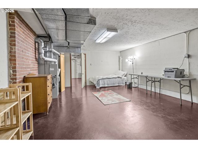 4130 Ne 18TH Ave, Portland, OR 97211