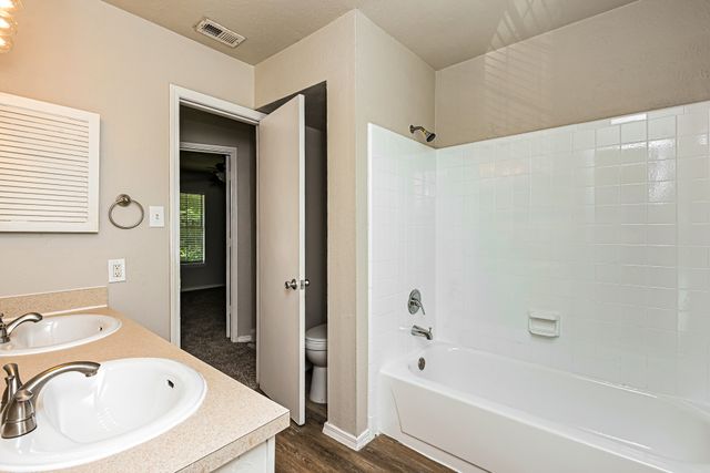 2805 Galemeadow Drive, Fort Worth, TX 76123