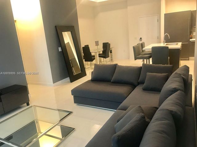 7751 NW 107th Ave 803, Doral, FL 33178