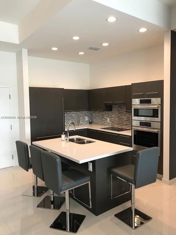 7751 NW 107th Ave 803, Doral, FL 33178