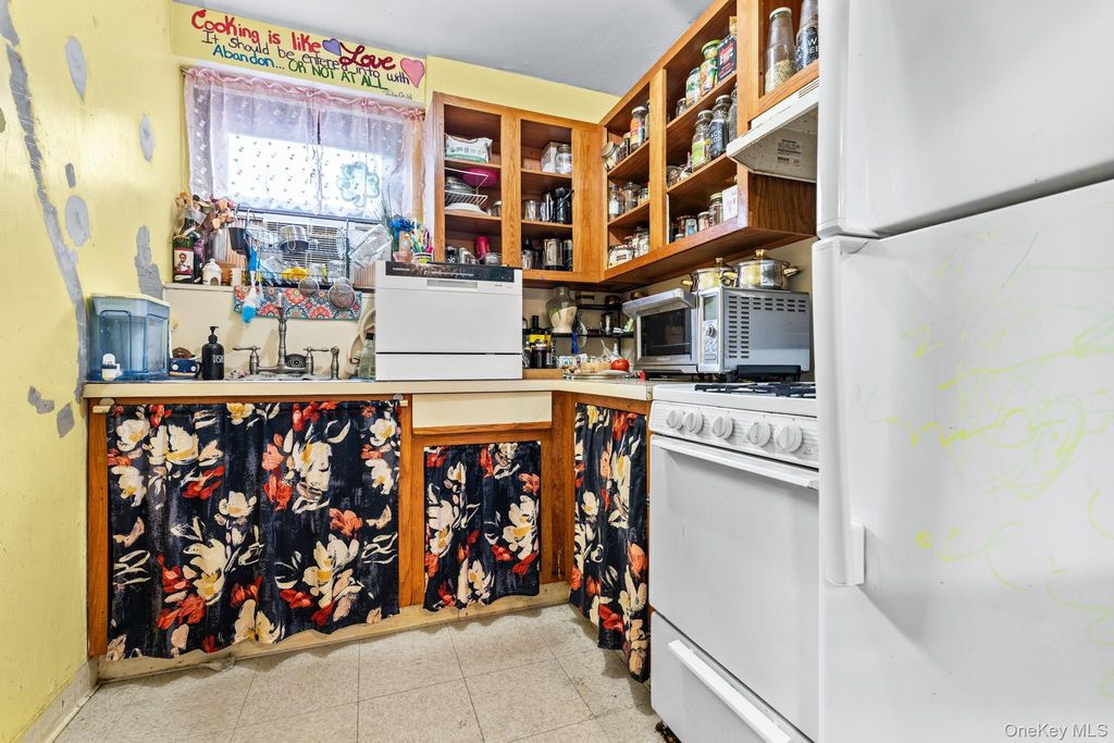 161 Pearsall Drive 4B, Mount Vernon, NY 10552 — photo 4