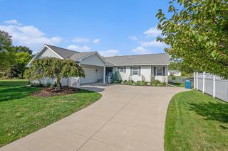 601 E Oak Street, Fremont City, MI 49412