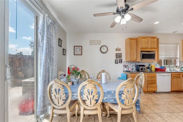 8991 Guadalupe, Oak Hills, CA 92344