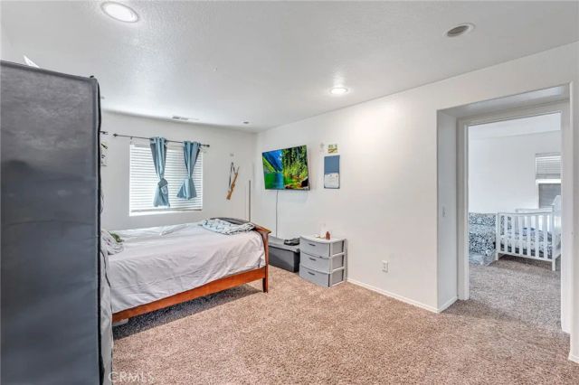 8991 Guadalupe, Oak Hills, CA 92344