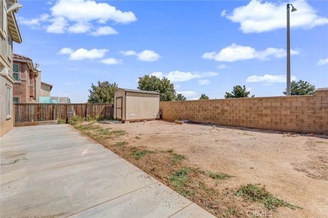 8991 Guadalupe, Oak Hills, CA 92344