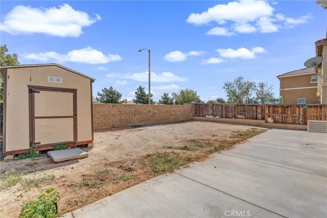 8991 Guadalupe, Oak Hills, CA 92344