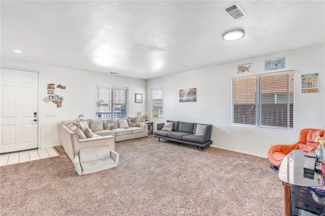 8991 Guadalupe, Oak Hills, CA 92344