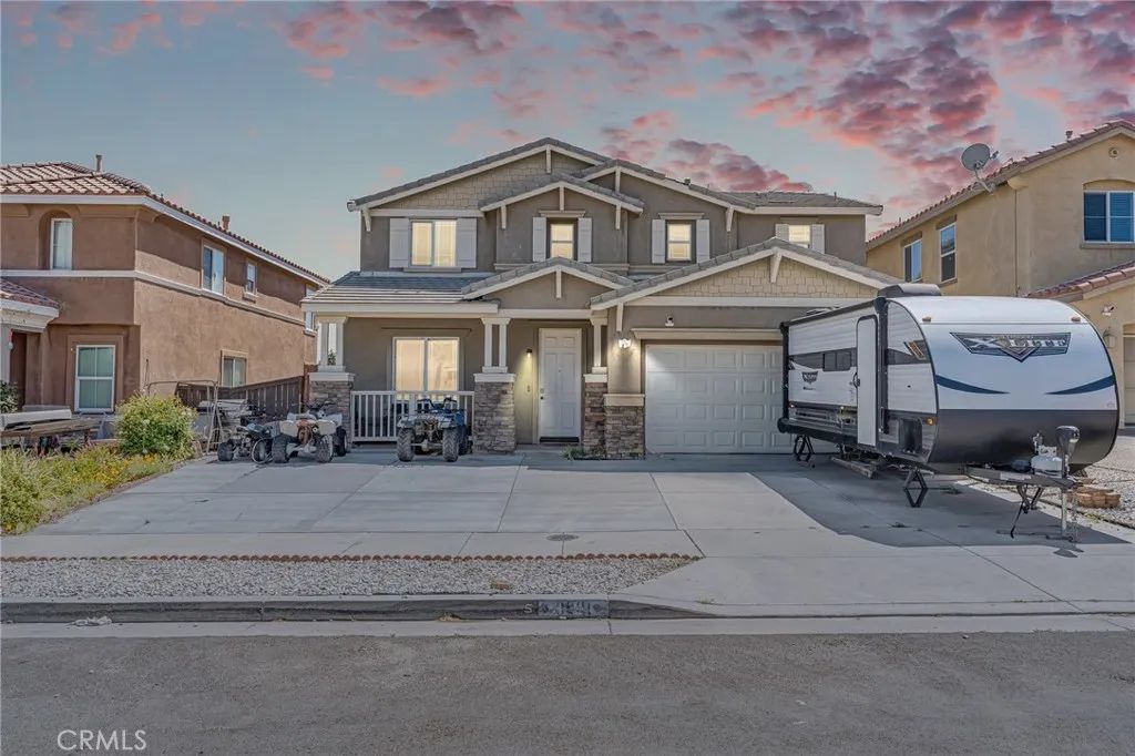 8991 Guadalupe, Oak Hills, CA 92344