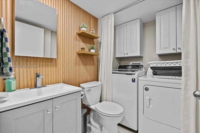 2891 SW 11th Pl, Deerfield Beach, FL 33442