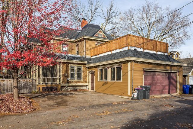 422 Laurel Avenue, Saint Paul, MN 55102