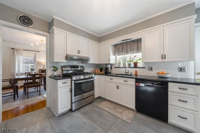 225 Lawrence Ave, North Plainfield Boro, NJ 07063