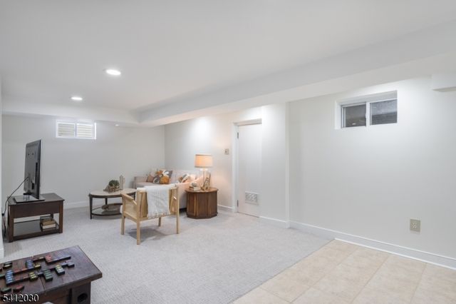 225 Lawrence Ave, North Plainfield Boro, NJ 07063