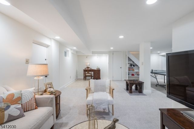 225 Lawrence Ave, North Plainfield Boro, NJ 07063