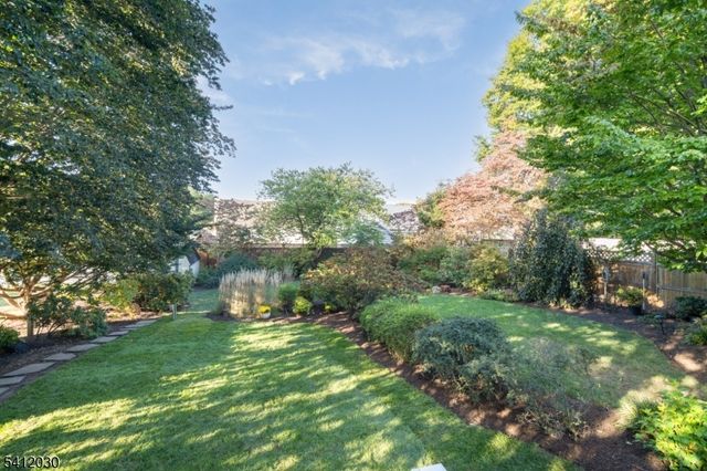 225 Lawrence Ave, North Plainfield Boro, NJ 07063