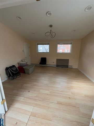 67 Farnham Avenue 67, Garfield, NJ 07026
