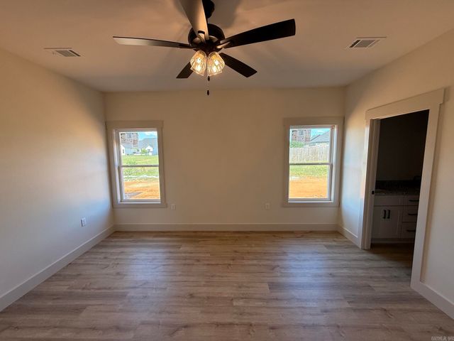 14 Odessa Davis Drive, Greenbrier, AR 72058