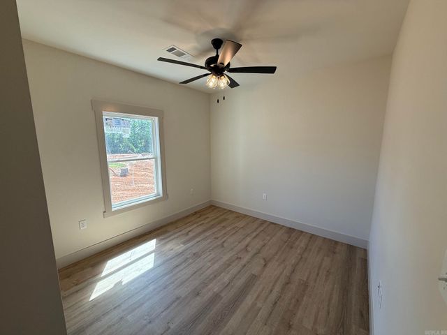 14 Odessa Davis Drive, Greenbrier, AR 72058