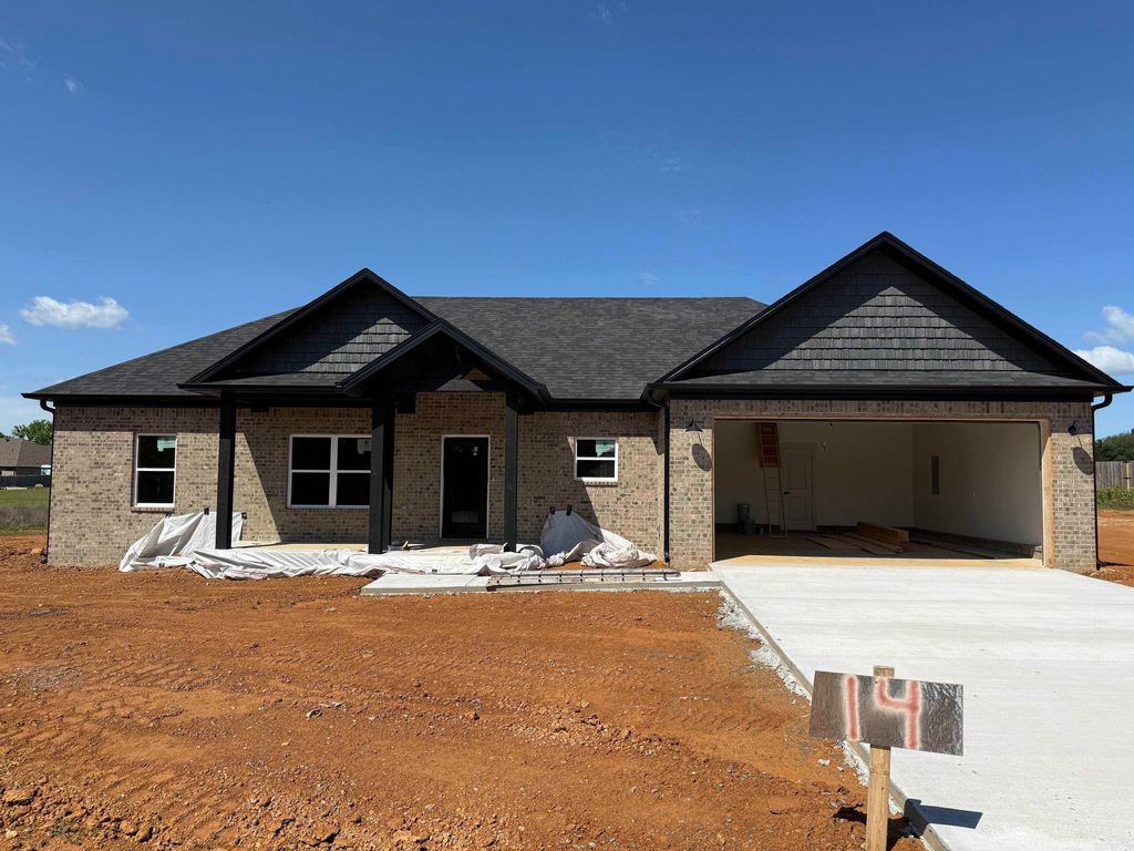 14 Odessa Davis Drive, Greenbrier, AR 72058