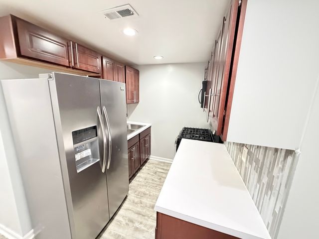 3335 N Kenneth Avenue G, Chicago, IL 60641
