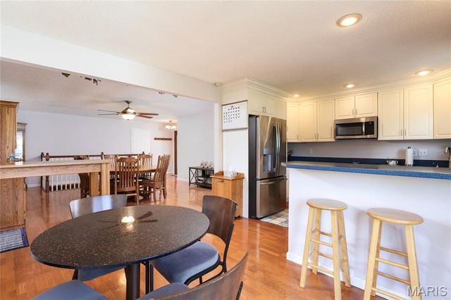 13 Blue Spruce Court, Granite City, IL 62040