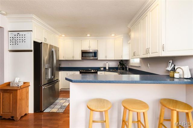 13 Blue Spruce Court, Granite City, IL 62040