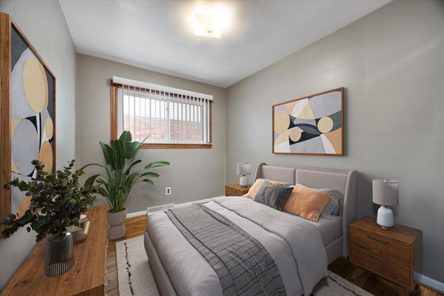 3935 Campbell Street, Dearborn Heights, MI 48125