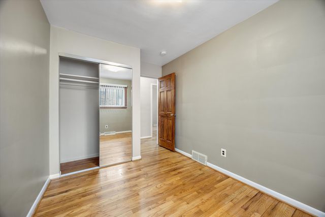 3935 Campbell Street, Dearborn Heights, MI 48125