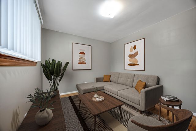 3935 Campbell Street, Dearborn Heights, MI 48125