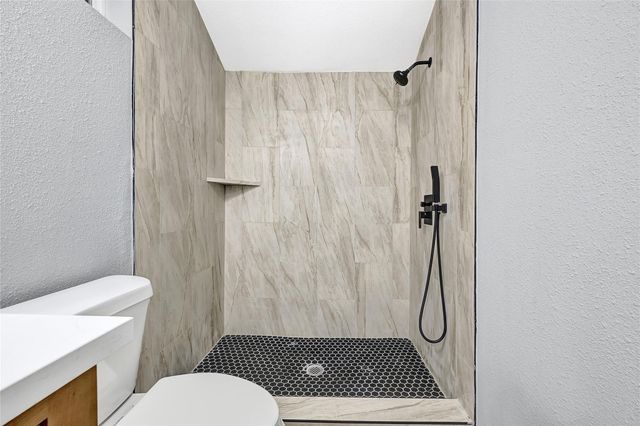 1202 Judy Court, Houston, TX 77015