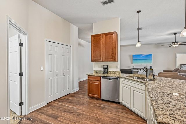 2554 ROYAL POINTE Drive, Green Cove Springs, FL 32043