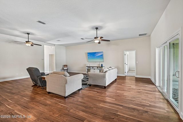 2554 ROYAL POINTE Drive, Green Cove Springs, FL 32043