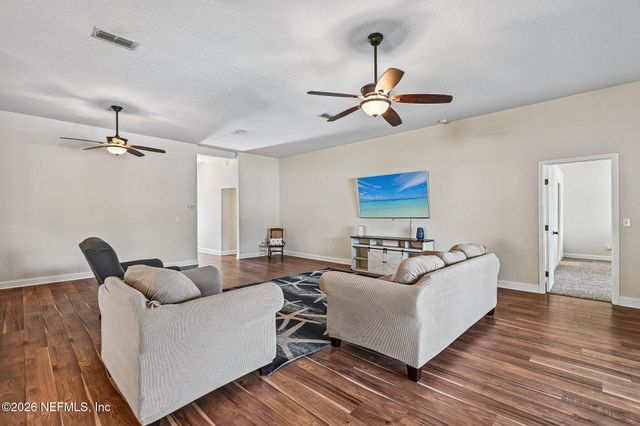 2554 ROYAL POINTE Drive, Green Cove Springs, FL 32043