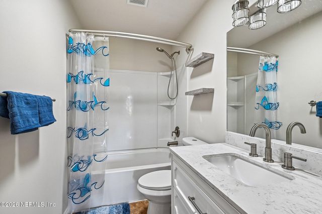 2554 ROYAL POINTE Drive, Green Cove Springs, FL 32043