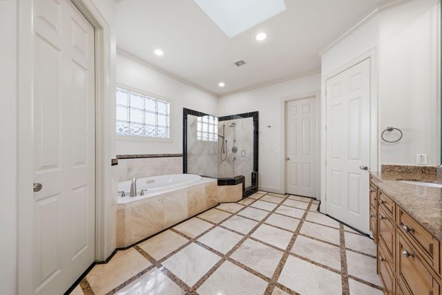 6343 Mystic Bridge Drive, Houston, TX 77021