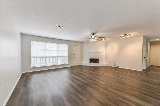 16606 Burlcreek, Houston, TX 77084