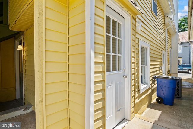 243 N LOCUST ST, Hagerstown, MD 21740