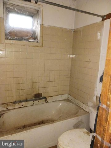 3805 RENO ST, Philadelphia, PA 19104