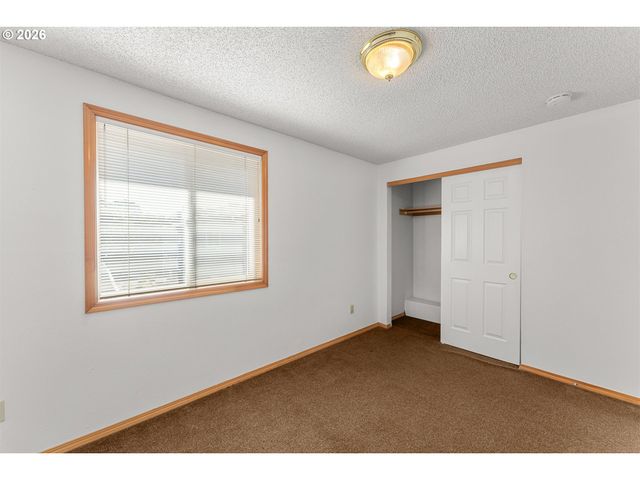 3305 E VITTORIA Way 6, Newberg, OR 97132