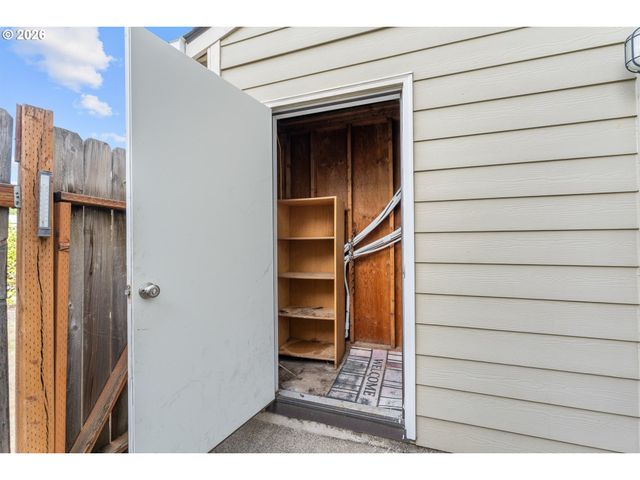 3305 E VITTORIA Way 6, Newberg, OR 97132