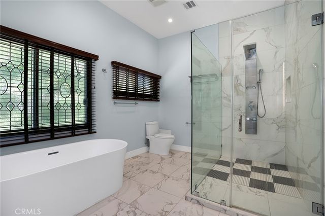 24523 Park Granada, Calabasas, CA 91302
