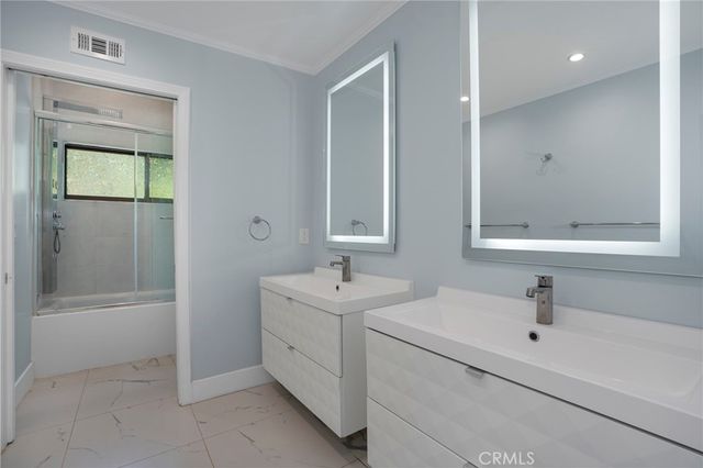 24523 Park Granada, Calabasas, CA 91302
