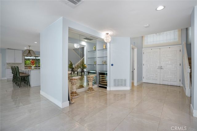 24523 Park Granada, Calabasas, CA 91302