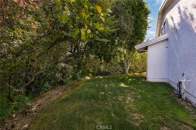 24523 Park Granada, Calabasas, CA 91302