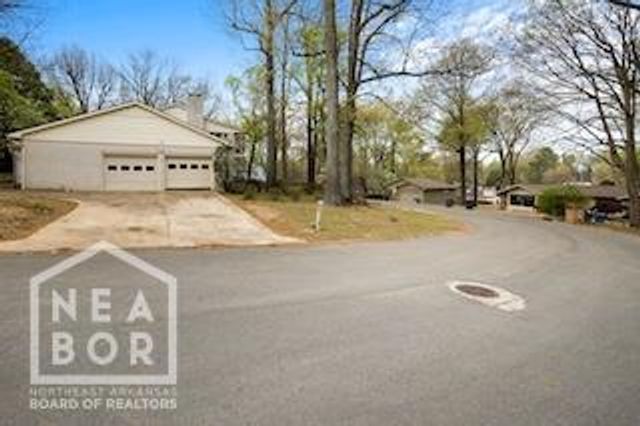 1407 Redbud Circle, Jonesboro, AR 72401