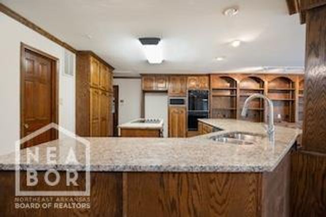 1407 Redbud Circle, Jonesboro, AR 72401