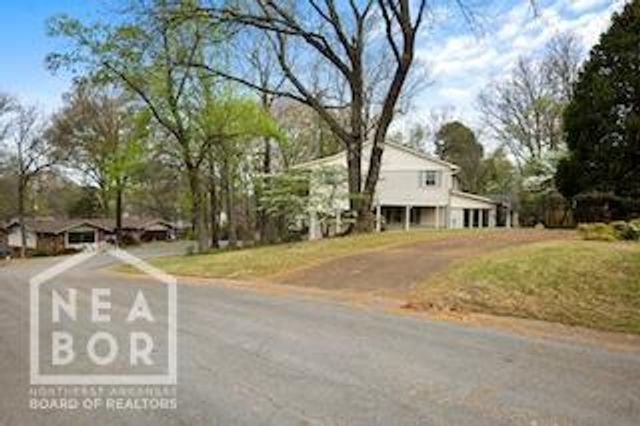 1407 Redbud Circle, Jonesboro, AR 72401